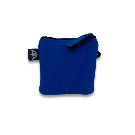 Recycled wetsuit coin purse with zipped closure and security loop. Made from recycled wetsuits in royal blue.