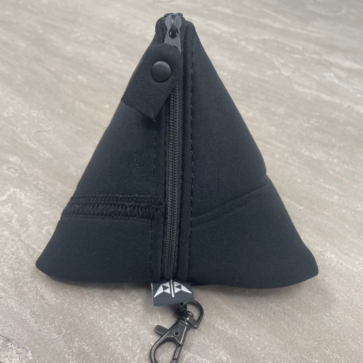 SALE | Trinity Pyramid Pouch Large
